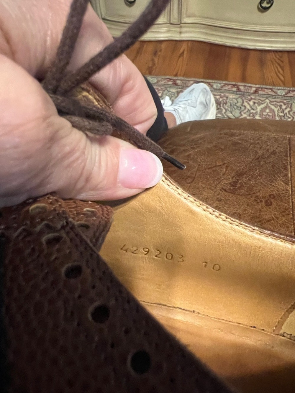 Gucci mens brown wing tip dress shoes 
Brown leather lace ups size 10 - Picture 5 of 6